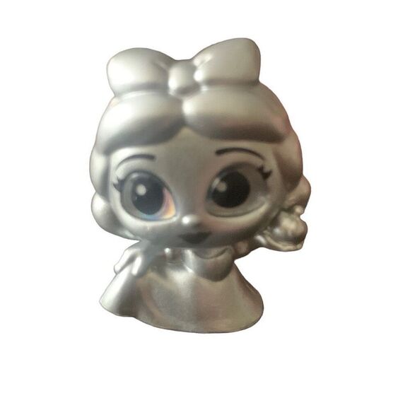 Pre Owned Disney Doorables Snow White Ball Gown 100th Anniversary Series - Picture 1 of 6